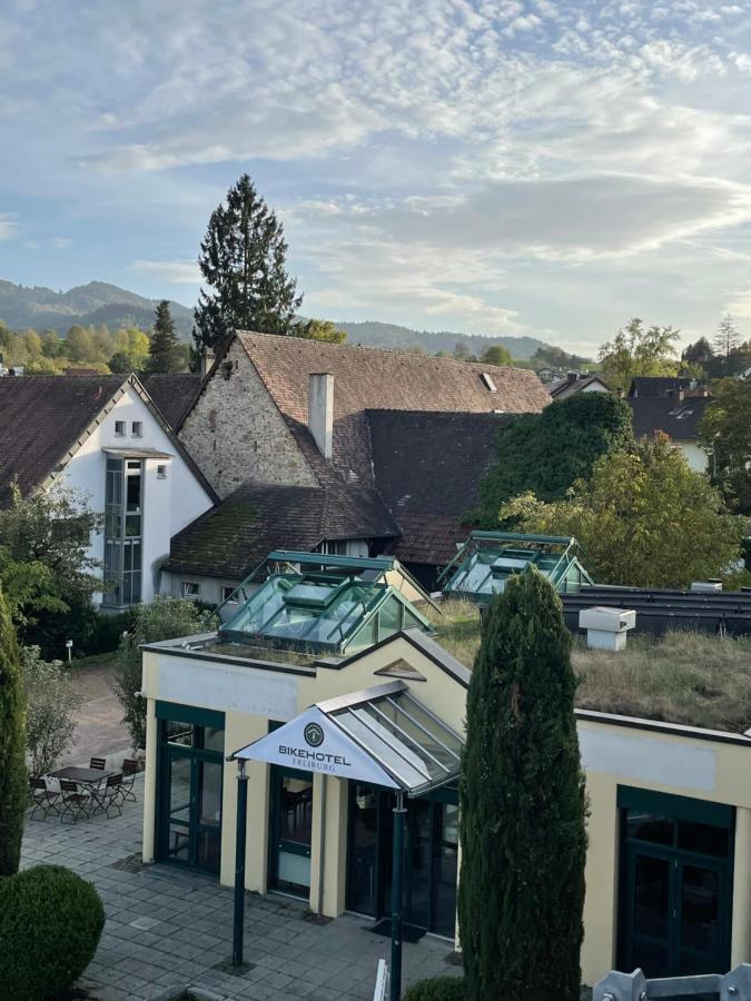 Bike- Und Ferienhotel Freiburg Merzhausen Exterior photo